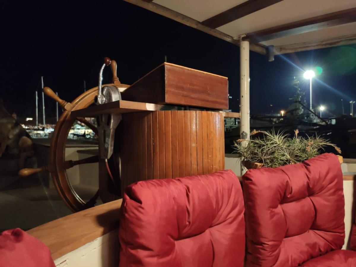 Classic Yacht Yanika Yachting Watersport Ets 빌라푸주 외부 사진