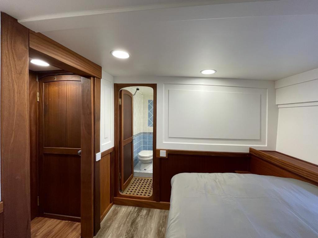 Classic Yacht Yanika Yachting Watersport Ets 빌라푸주 외부 사진